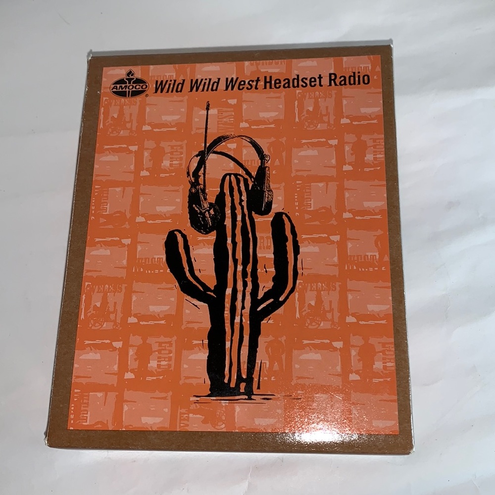 5/$20 Kids AM FM Headphone Radio NWOT